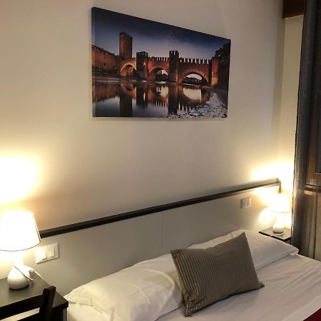 Hotel Arena Верона Экстерьер фото